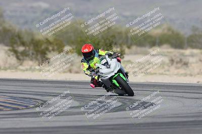 media/Jan-15-2026-Racers Edge (Thu) [[dfebeb70ab]]/3-B Group/Session 4 (Turn 5)/